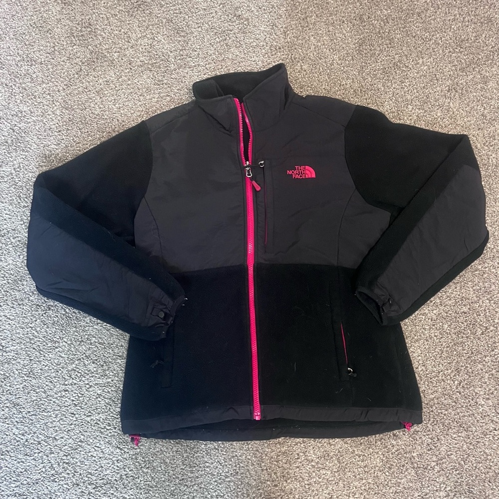 The North Face Denali- Women’s Size Medium